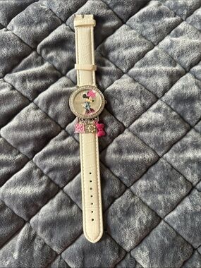 Minnie Mouse White Faux Leather Charm Watch
